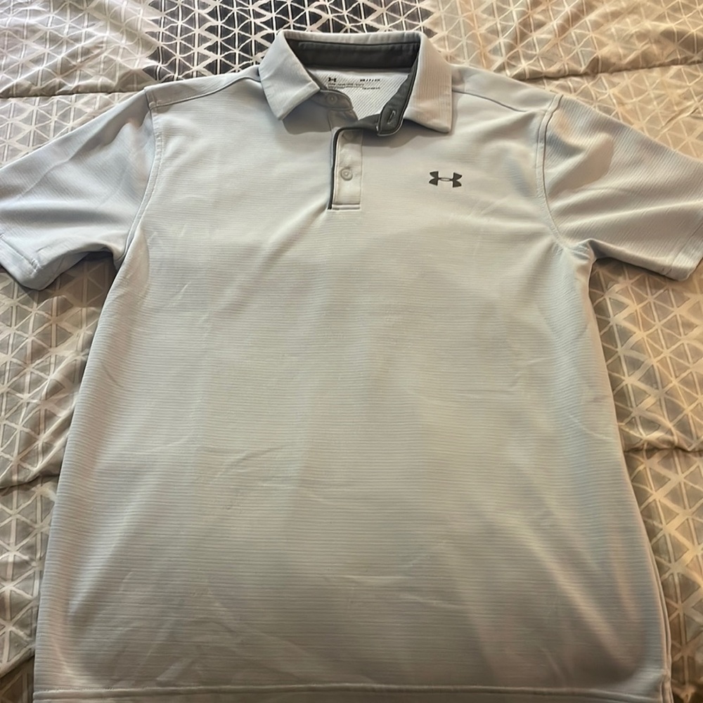 UA golf polo